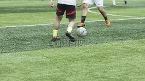 【双色球盛宴】2025140期必看选号攻略：精准杀号，蓝球15等你揭秘！